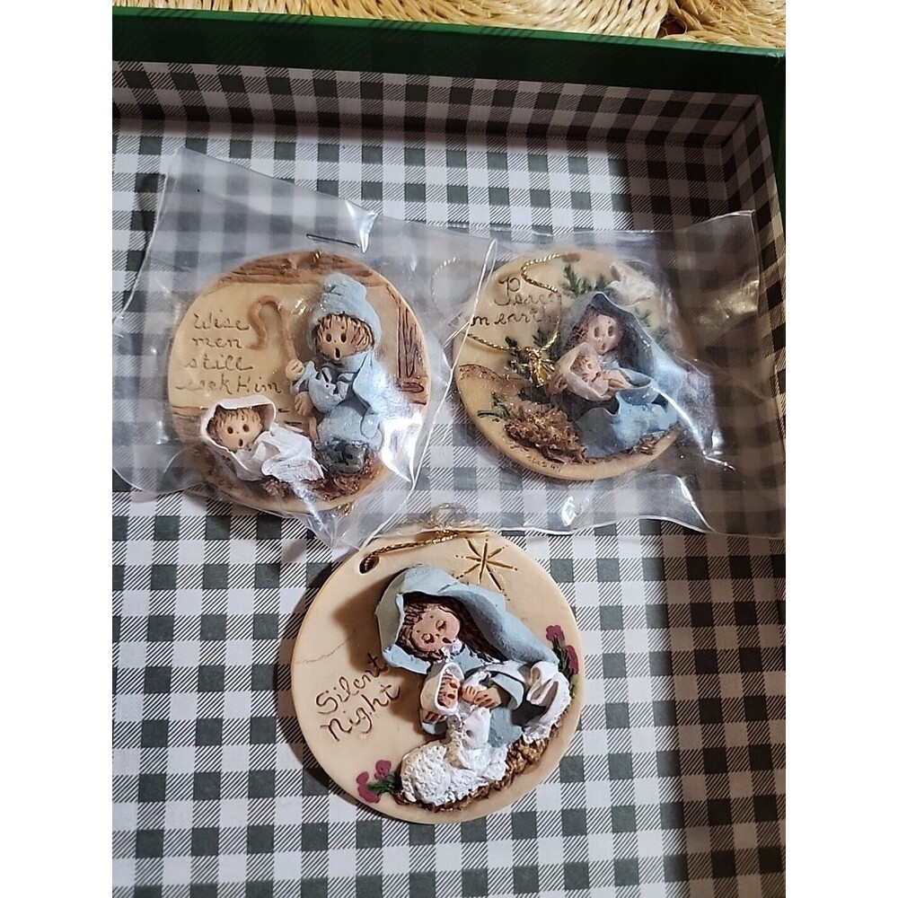 Vintage 1989 La Berge Pottery Resin Christmas Ornaments Lot of 3